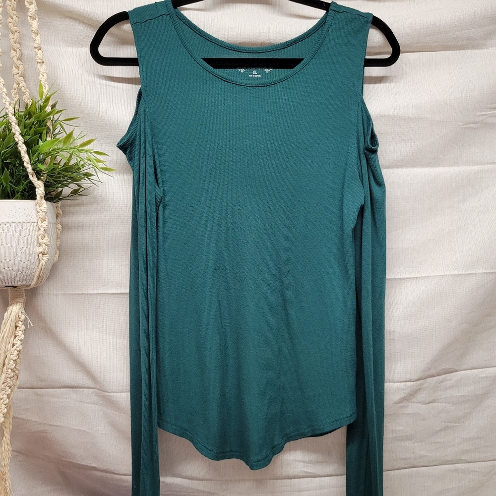 Green Cold Shoulder Ribbed Sweater
